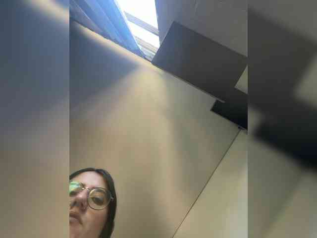 EvanShell1 webcam