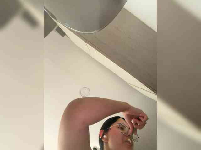 EvanShell1 webcam