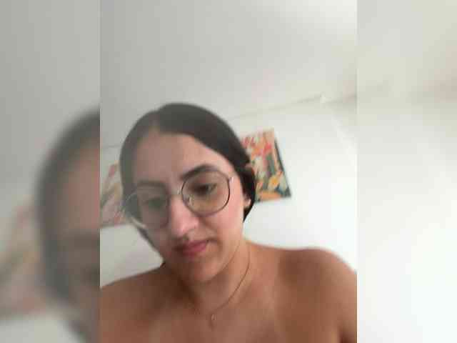 EvanShell1 Live Webcam on BongaCams