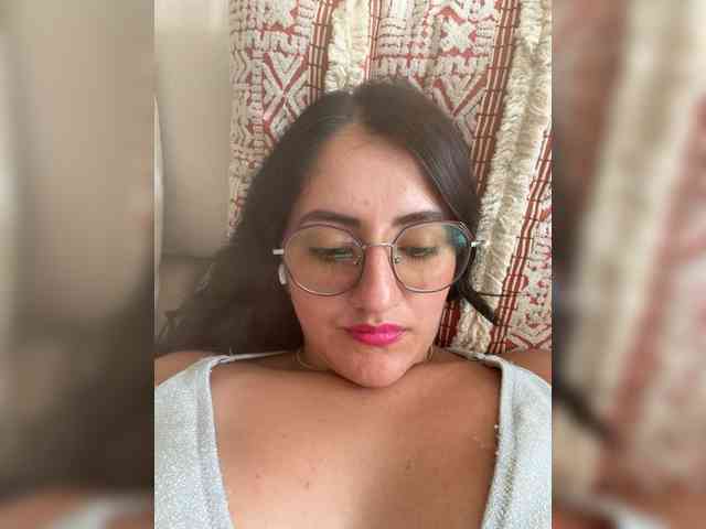EvanShell1 Live Webcam on BongaCams