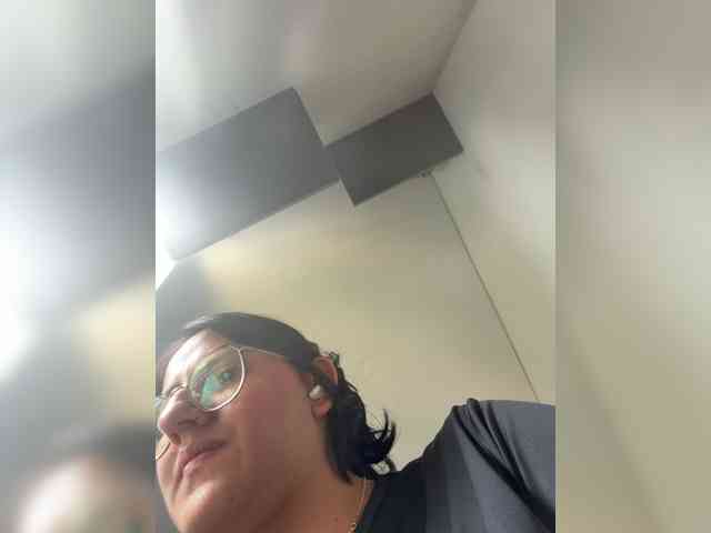 EvanShell1 webcam