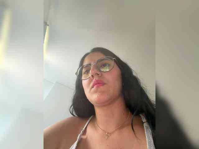 EvanShell1 Live Webcam on BongaCams
