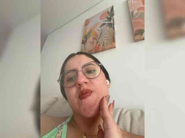 EvanShell1 Live Webcam on BongaCams