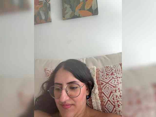 EvanShell1 Live Webcam on BongaCams