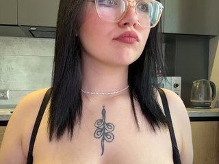 A1ka Porn Show