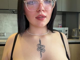 A1ka Porn Show