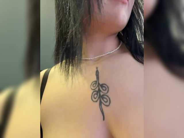A1ka live cam on BongaCams