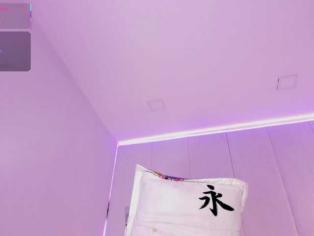 Krystin1 live cam on BongaCams