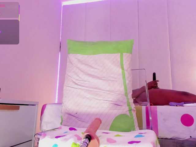 Krystin1 live cam on BongaCams