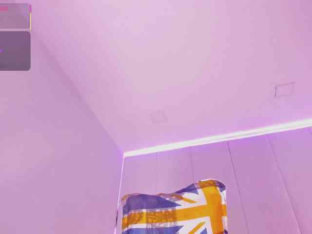 Krystin1 Live Webcam on BongaCams