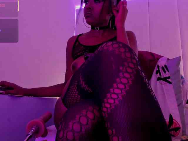 Krystin1 webcam