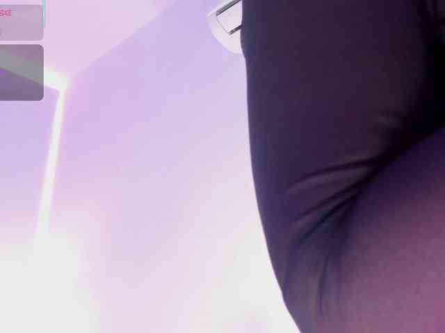 Krystin1 webcam
