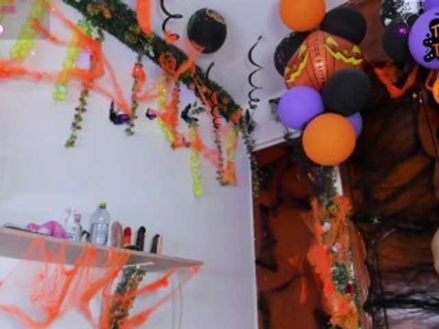 Elikolanny, en vivo ahora en BongaCams