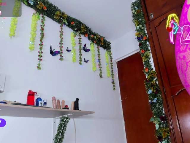 Elikolanny live cam on BongaCams