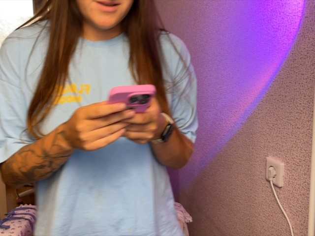 Katrinmiss live cam on BongaCams