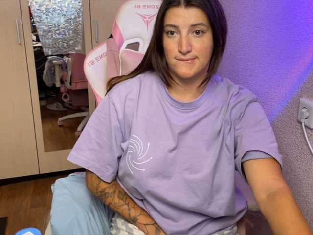 Katrinmiss live cam on BongaCams