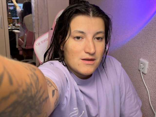 Katrinmiss live cam on BongaCams