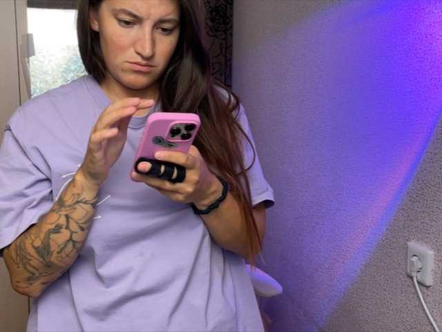 Katrinmiss live cam on BongaCams