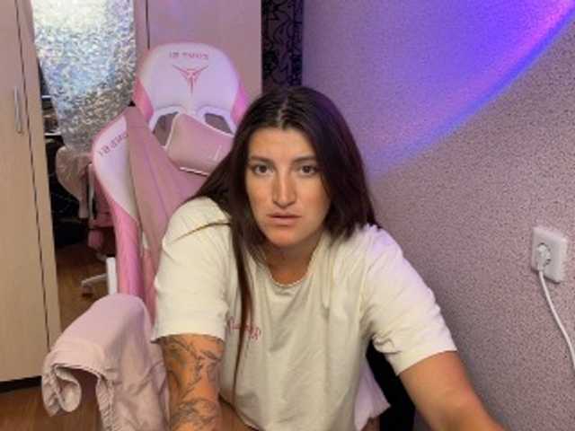 Katrinmiss live cam on BongaCams