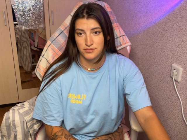 Katrinmiss live cam on BongaCams