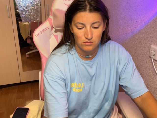 Katrinmiss live cam on BongaCams