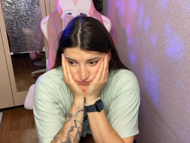 Katrinmiss's BongaCams show and profile