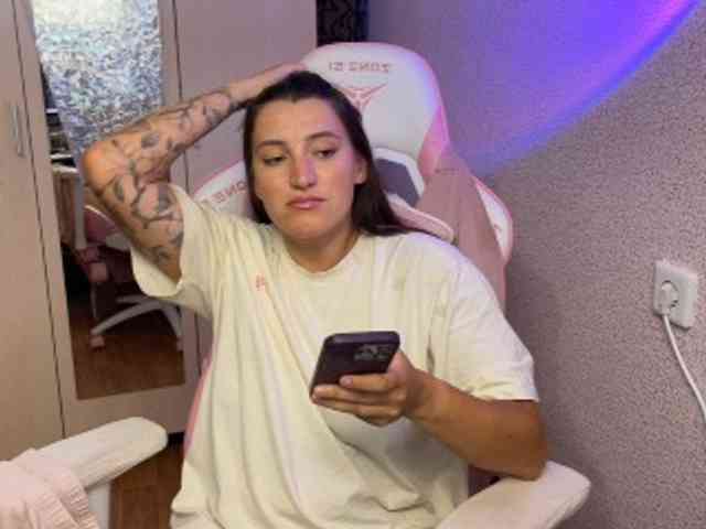 Katrinmiss webcam