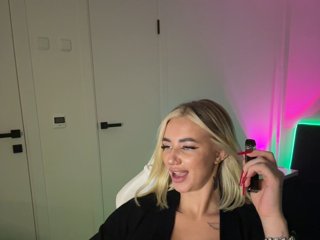 -AmazingBlonde- Porn Show