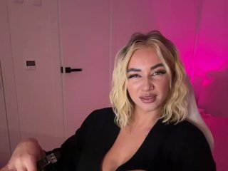 -AmazingBlonde-