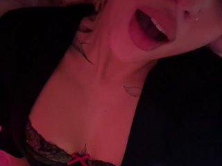 -AmazingBlonde-
