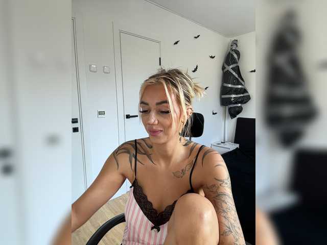 стрип от -AmazingBlonde-
