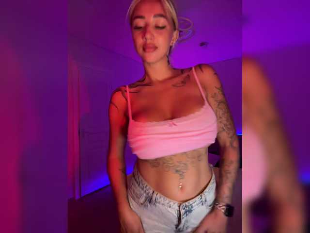 -AmazingBlonde- live cam on BongaCams