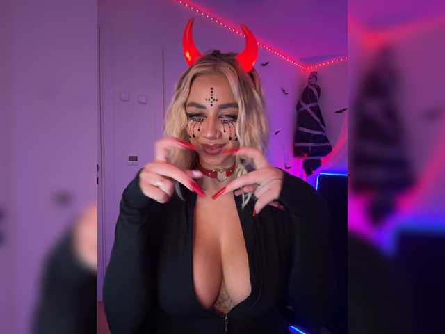 -AmazingBlonde- webcam model