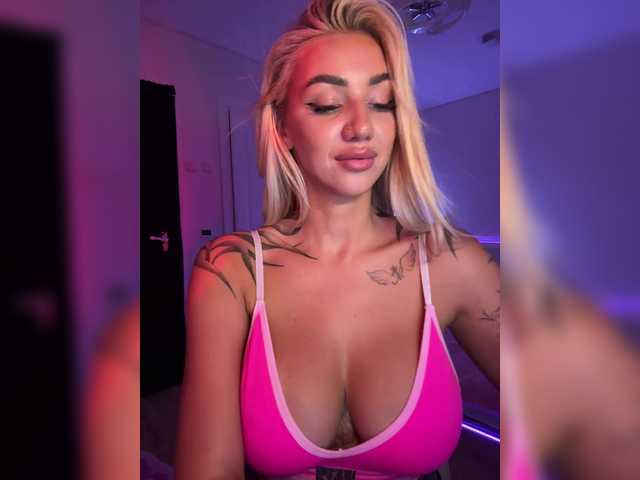 -AmazingBlonde- live webcam show
