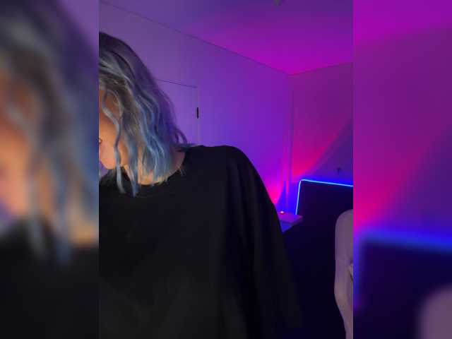 -AmazingBlonde-