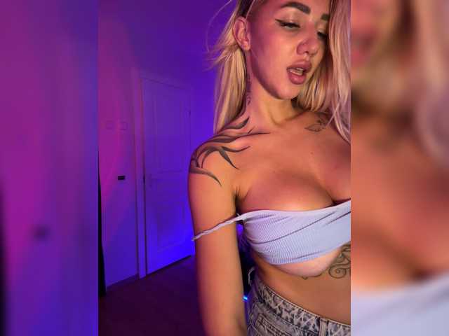в попе у -AmazingBlonde-