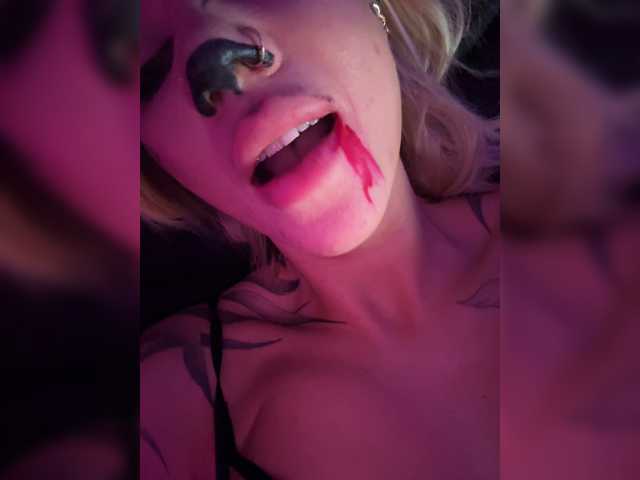 -AmazingBlonde- live cam on BongaCams