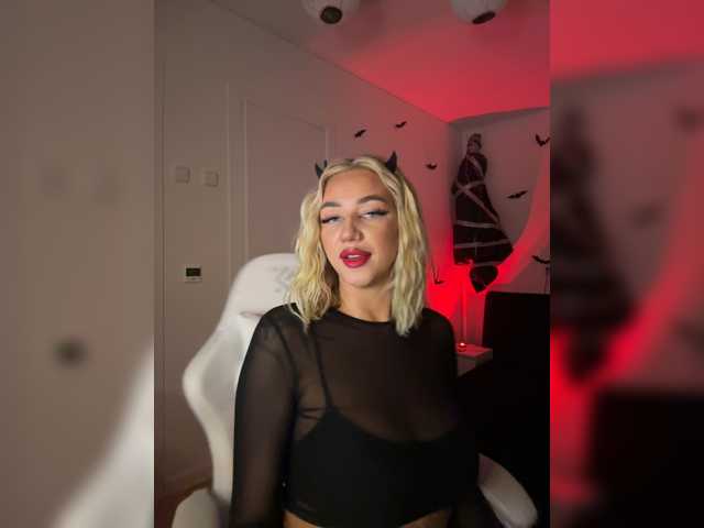 -AmazingBlonde- live cam on BongaCams