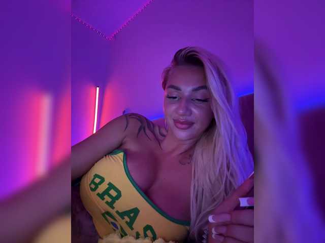 -amazingblonde- live sex