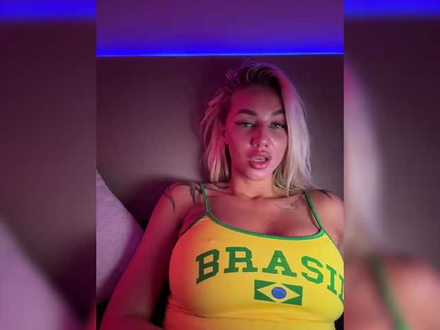 -amazingblonde- live sex show