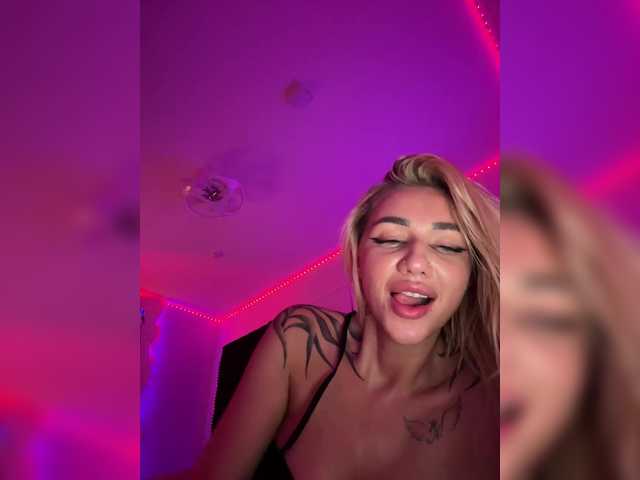-AmazingBlonde- preview