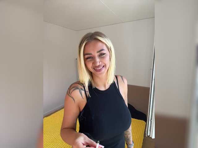 -AmazingBlonde- live cam on BongaCams