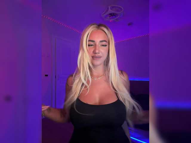 -amazingblonde- online