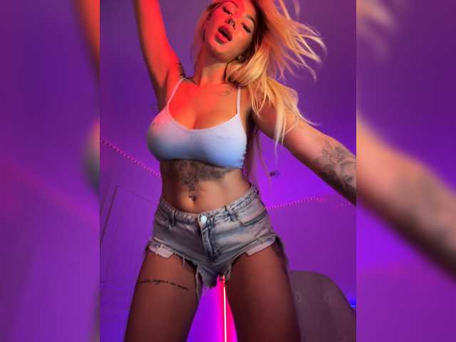 -AmazingBlonde- live webcam show