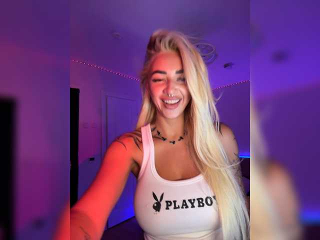 видео -AmazingBlonde-