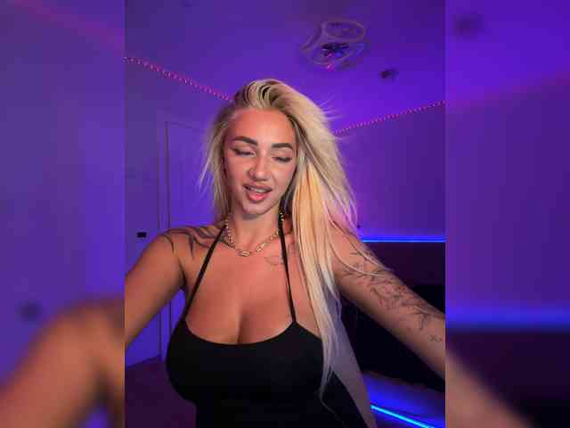 -AmazingBlonde- Sex Cam Show