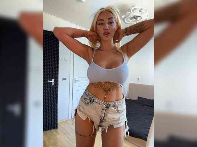 -AmazingBlonde- Sex Cam Show