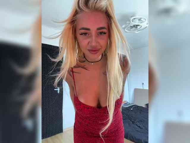 -AmazingBlonde- Sex Cam Show