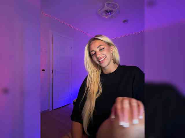 Modella: -AmazingBlonde-