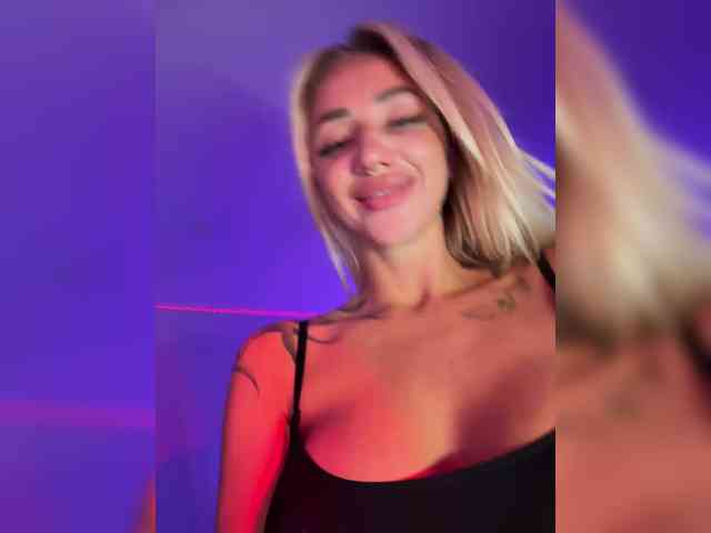-AmazingBlonde- Sex Cam Show